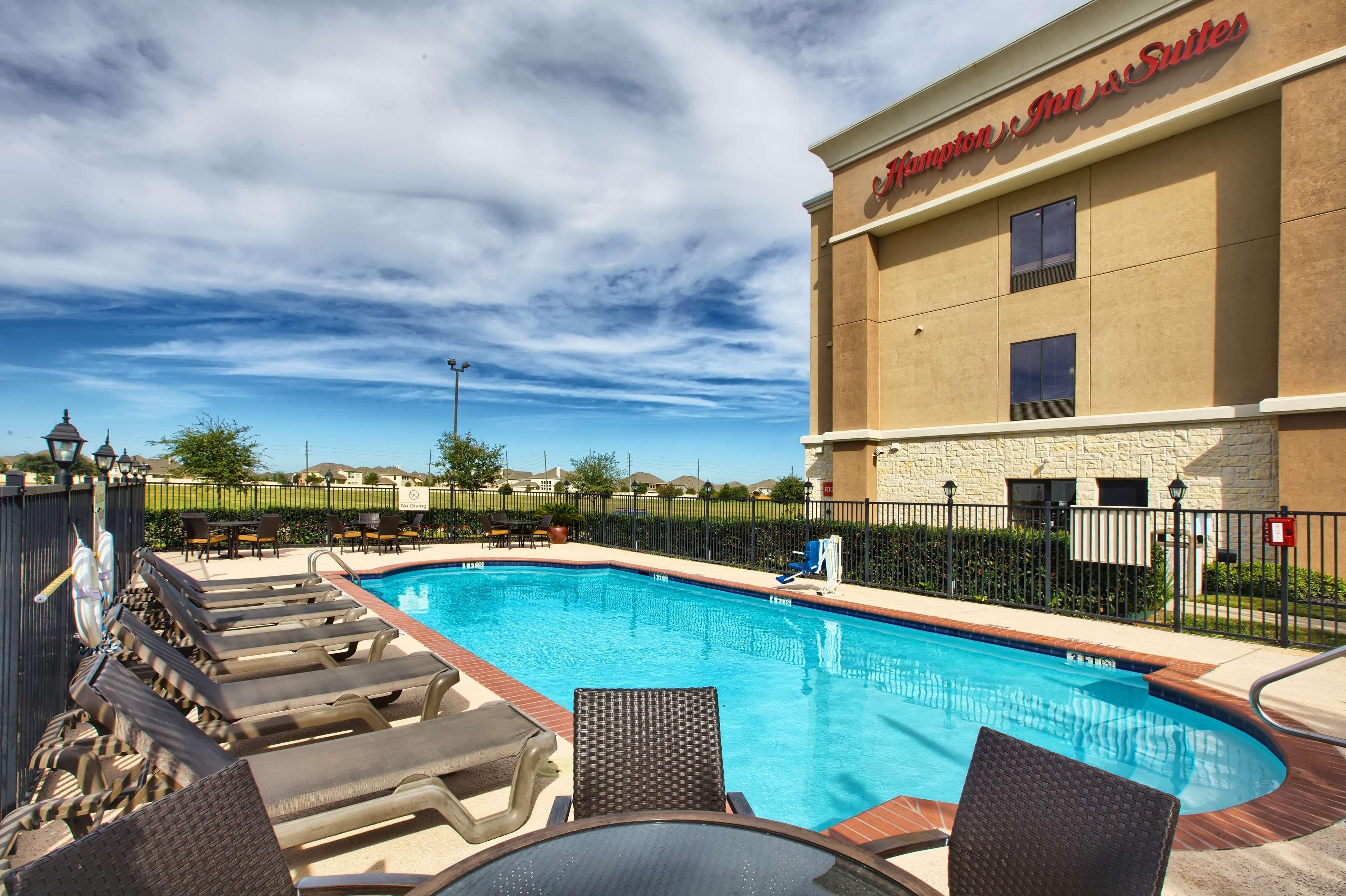 Hampton Inn & Suites Houston Rosenberg Exterior foto
